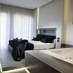 شقة Crystal Skyline Neapolis نابولي