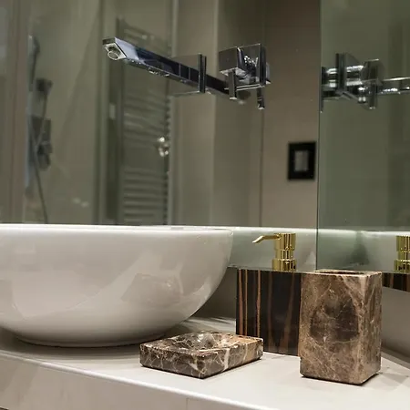 Crystal Skyline Neapolis * Неаполь