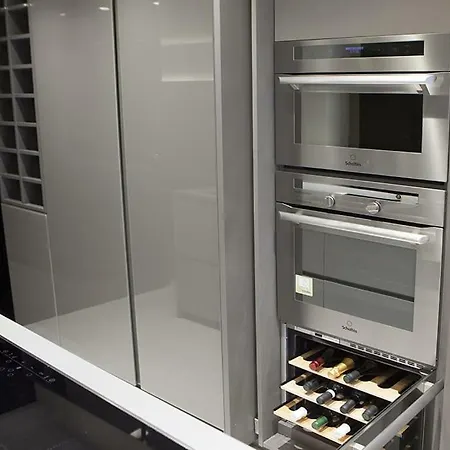 Crystal Skyline Neapolis * Неаполь